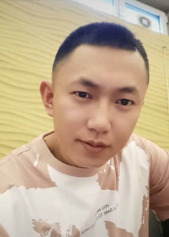 爱意随风起的第一张照片--九江相亲服务中心