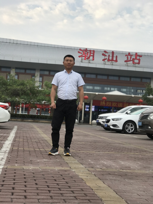 健华的第三张照片--九江相亲服务中心