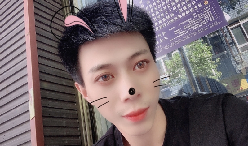 酒伴你的第一张照片--九江相亲服务中心