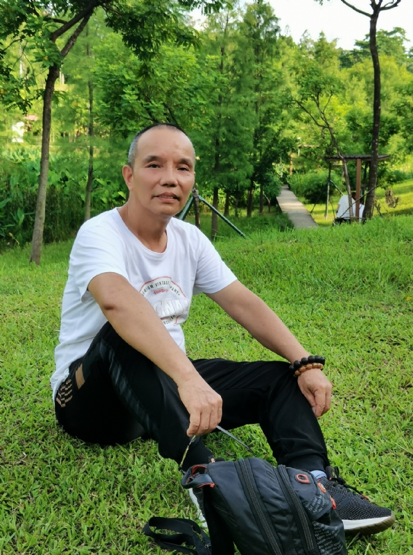 稳重大方的第二张照片--九江相亲服务中心