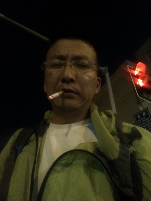 认真的生活的第一张照片--九江相亲服务中心