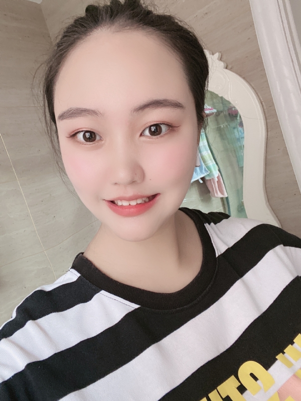 灵儿的第二张照片--九江相亲服务中心