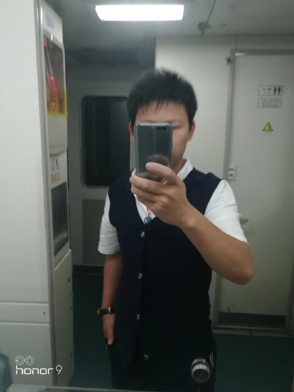 阳光下de幸福的第一张照片--九江相亲服务中心