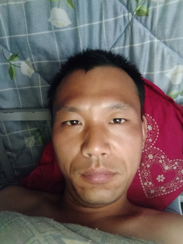 弘扬的第一张照片--九江相亲服务中心