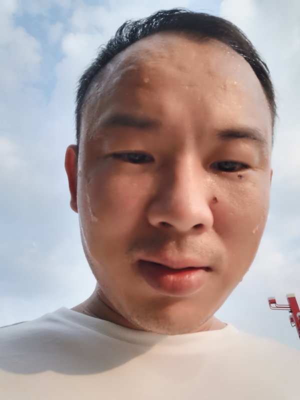 唐老鸭的第一张照片--九江相亲服务中心