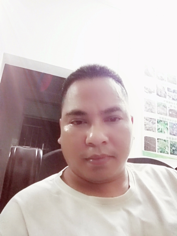 小叔也有爱的第一张照片--九江相亲服务中心