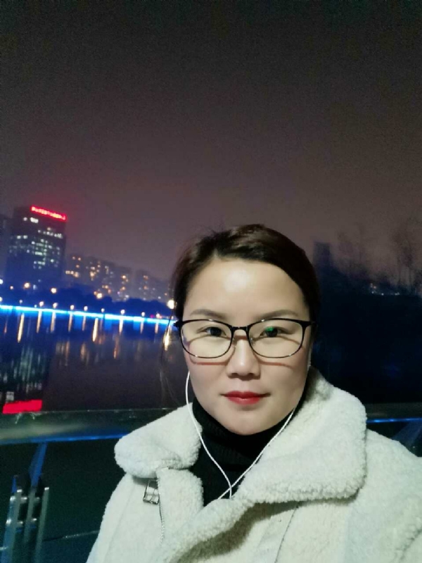 小英的第一张照片--九江相亲服务中心