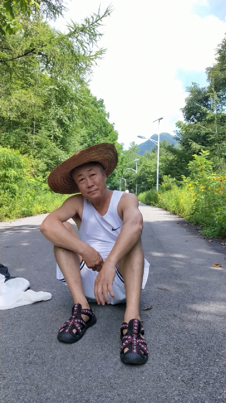 真诚寻伴的第一张照片--九江相亲服务中心