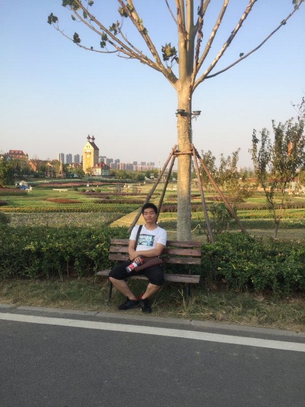 大鹏的第一张照片--九江相亲服务中心