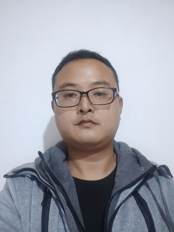 爱在一瞬间的第一张照片--九江相亲服务中心