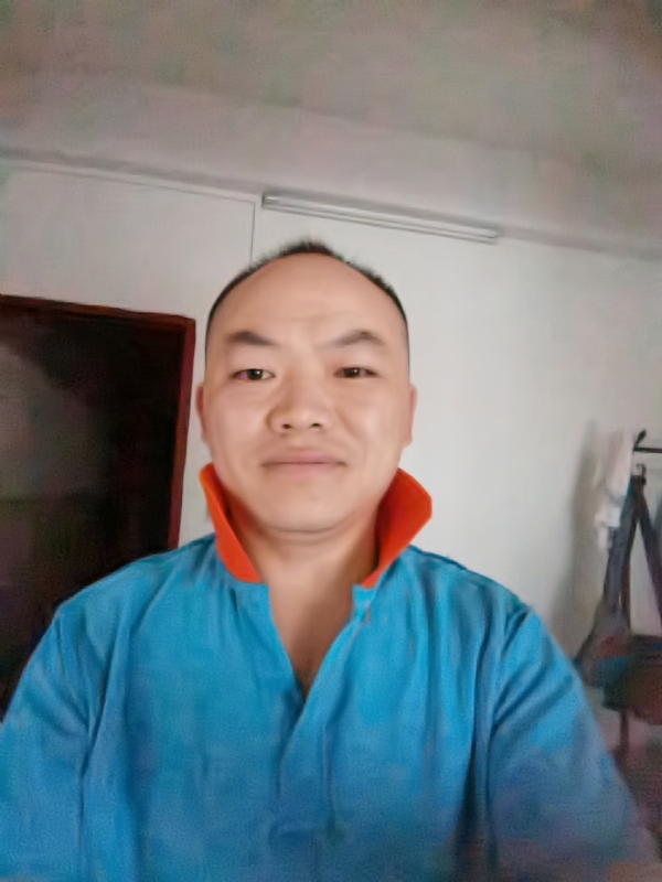 与子携老的第四张照片--九江相亲服务中心