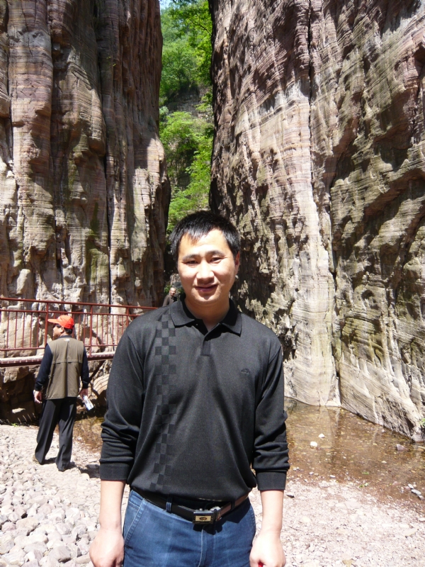 阳光幸福快乐的第三张照片--九江相亲服务中心