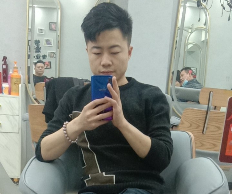 无法自拔的第一张照片--九江相亲服务中心