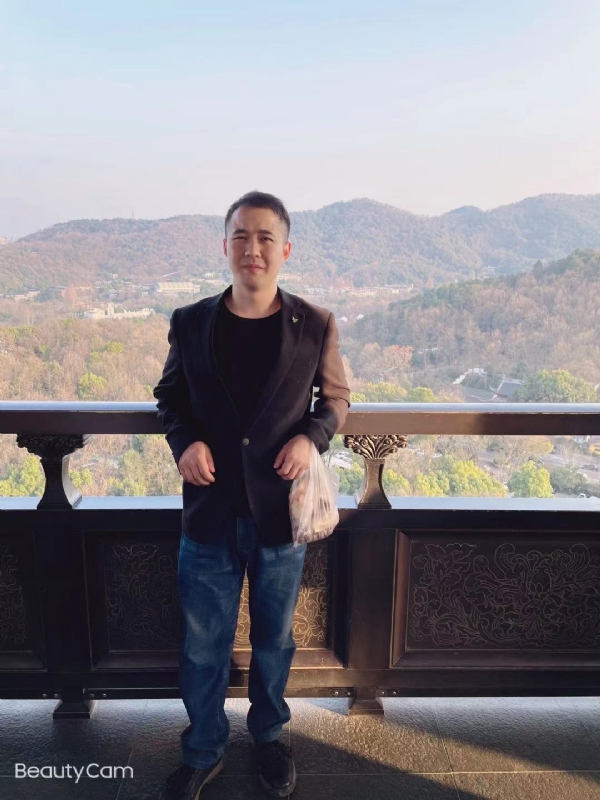 周周的第一张照片--九江相亲服务中心