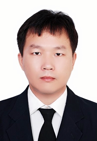 草帽借箭的第三张照片--九江相亲服务中心