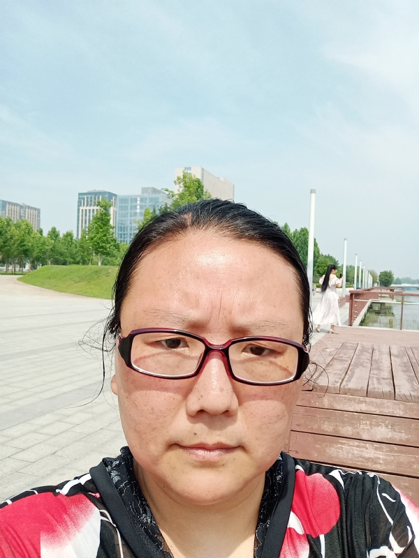 苦乐的第四张照片--九江相亲服务中心