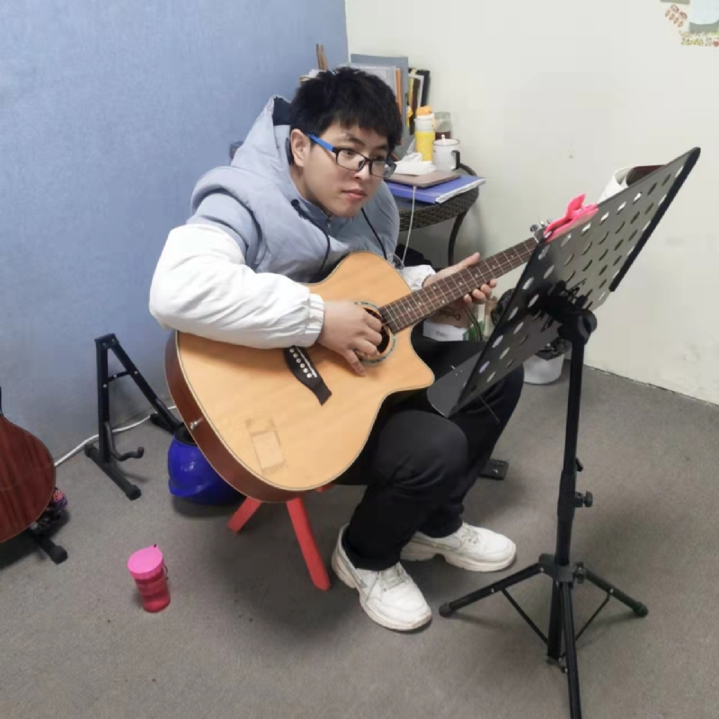 连城诀的第一张照片--九江相亲服务中心