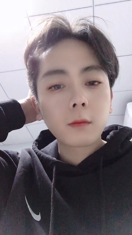 鹤枫的第一张照片--九江相亲服务中心