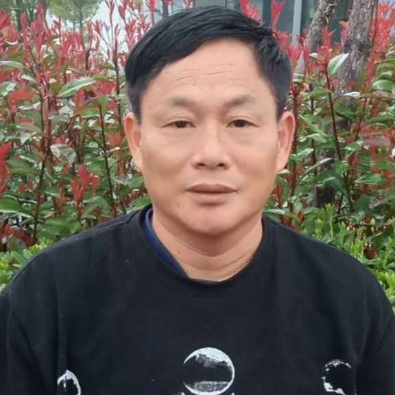 老黄牛的第一张照片--九江相亲服务中心