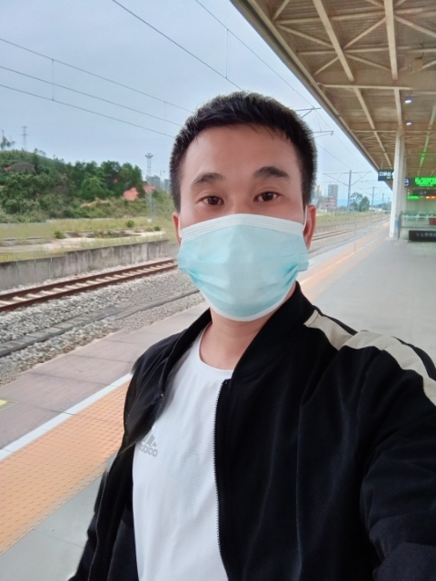 小李的第一张照片--九江相亲服务中心