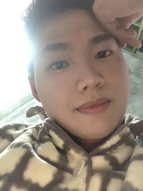 她的第四张照片--九江相亲服务中心