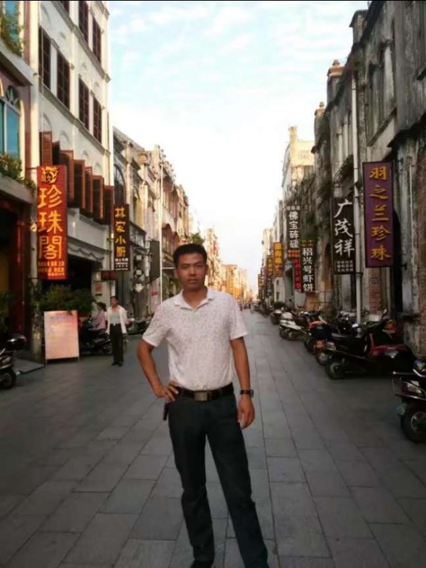 爱生活爱健康的第一张照片--九江相亲服务中心