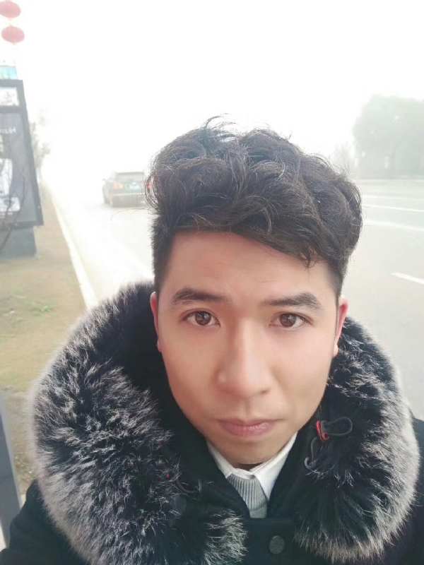 开心快乐每一天的第一张照片--九江相亲服务中心