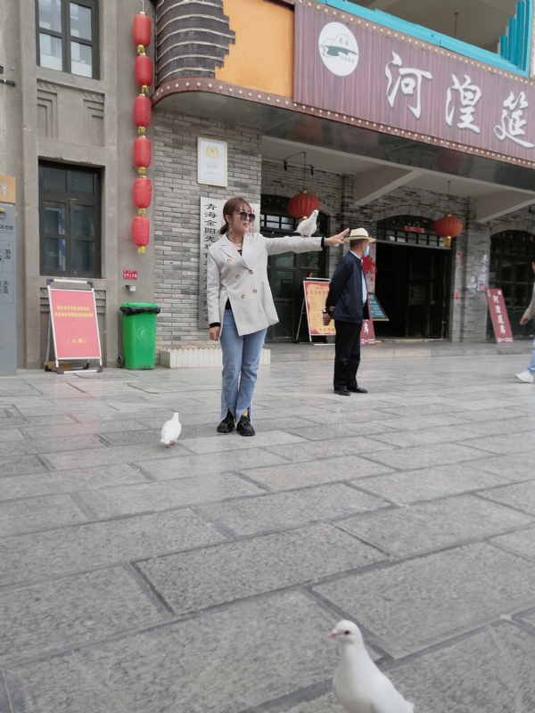 艳艳的第一张照片--九江相亲服务中心