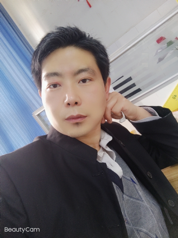 铜豌豆的第一张照片--九江相亲服务中心