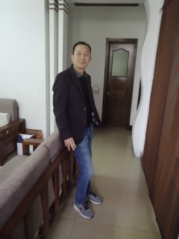 相亲相爱的第一张照片--九江相亲服务中心