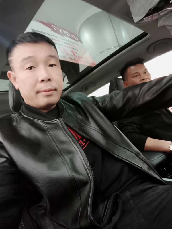 醉红尘的第一张照片--九江相亲服务中心