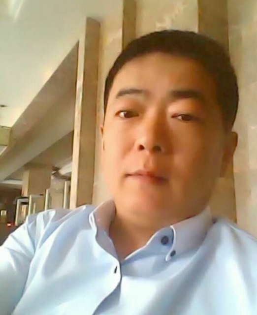 落叶随风的第一张照片--九江相亲服务中心