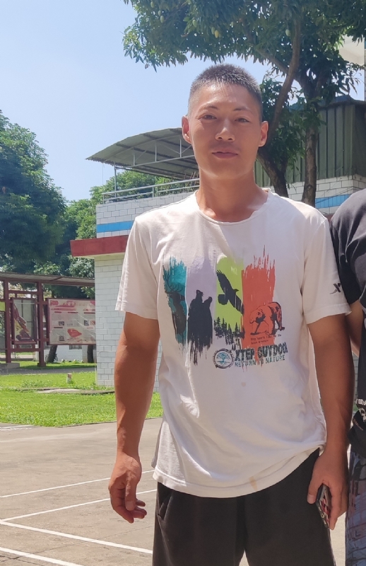 孤鹰的第一张照片--九江相亲服务中心