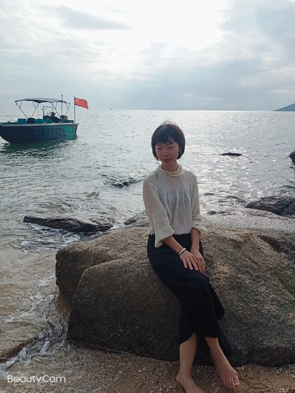 悠悠南山下的第二张照片--九江相亲服务中心