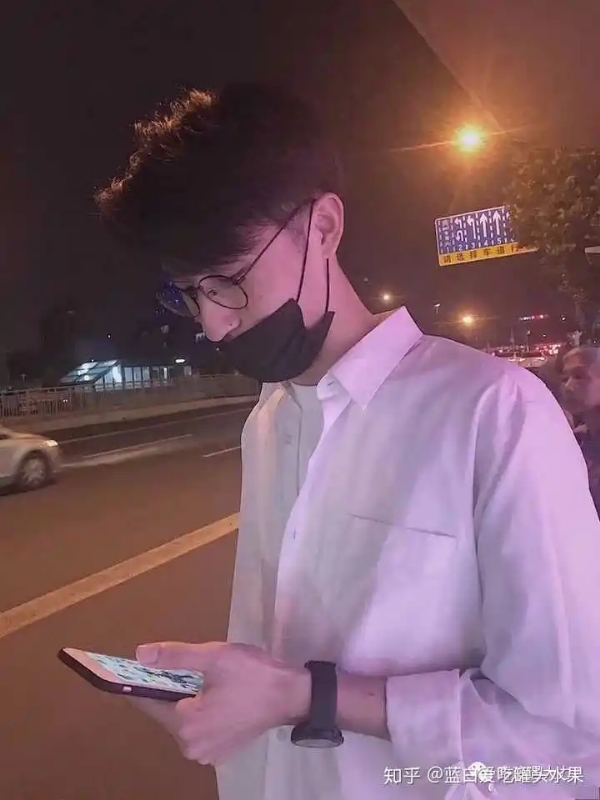 情圣的第二张照片--九江相亲服务中心