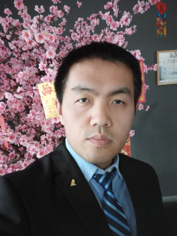 我就是个翻译的第一张照片--九江相亲服务中心