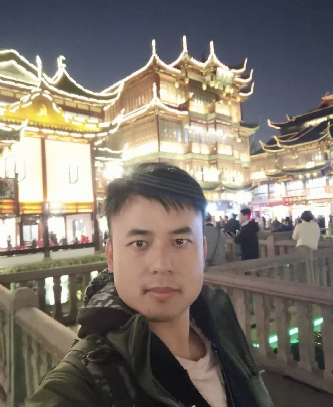 何先生he的第一张照片--九江相亲服务中心