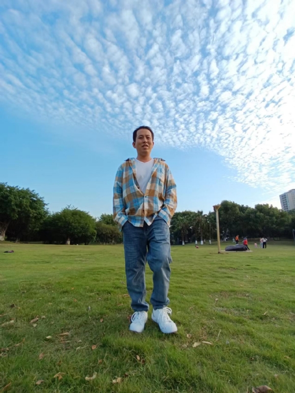 曹先生的第三张照片--九江相亲服务中心