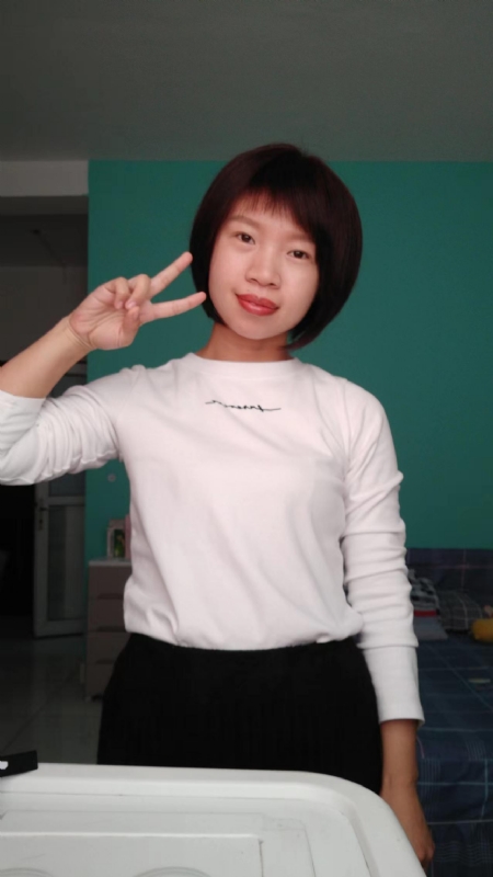 向日葵的第一张照片--九江相亲服务中心