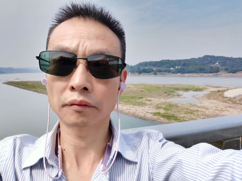 猪哥哥的第一张照片--九江相亲服务中心