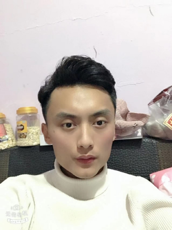 独孤一人的第一张照片--九江相亲服务中心