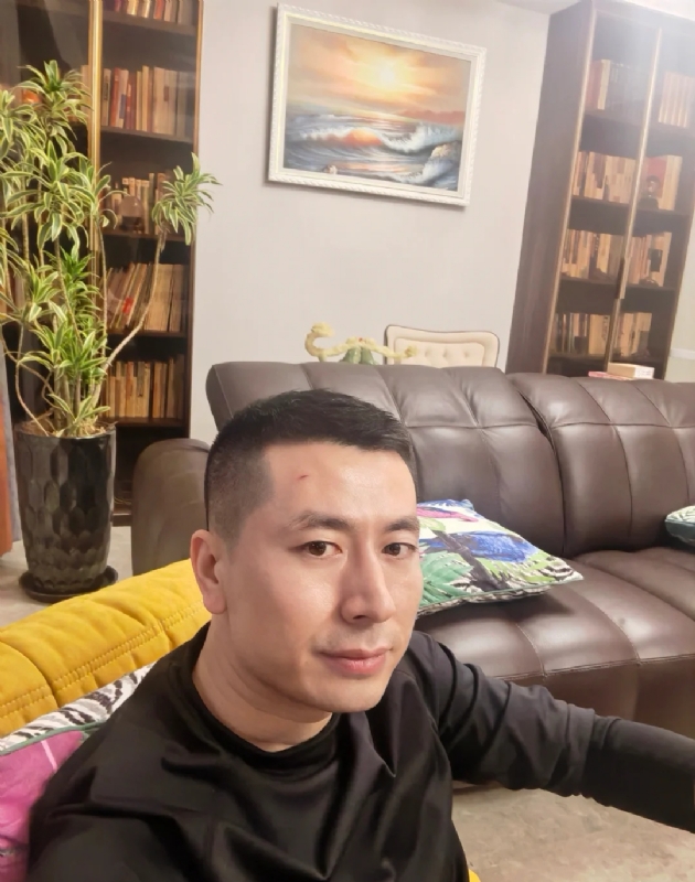 Gs的第二张照片--九江相亲服务中心