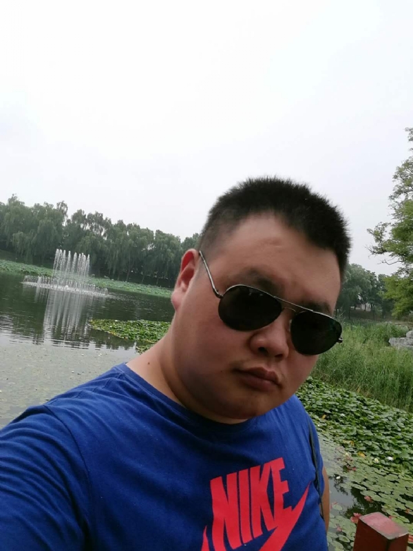 石头的第一张照片--九江相亲服务中心