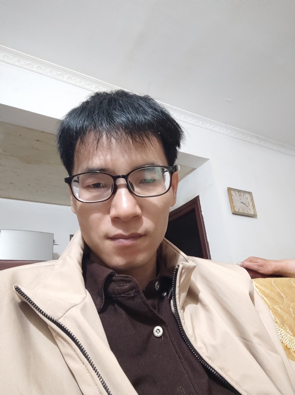 杨一凡的第一张照片--九江相亲服务中心