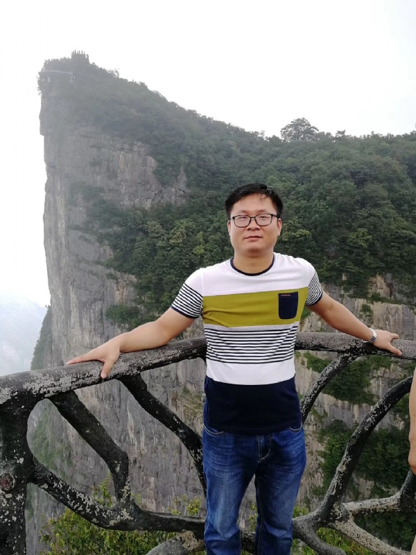 江汉的第一张照片--九江相亲服务中心