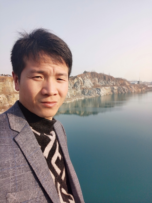 寒夜的第二张照片--九江相亲服务中心