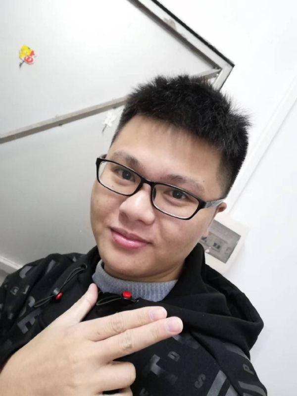 小小梦执的第一张照片--九江相亲服务中心