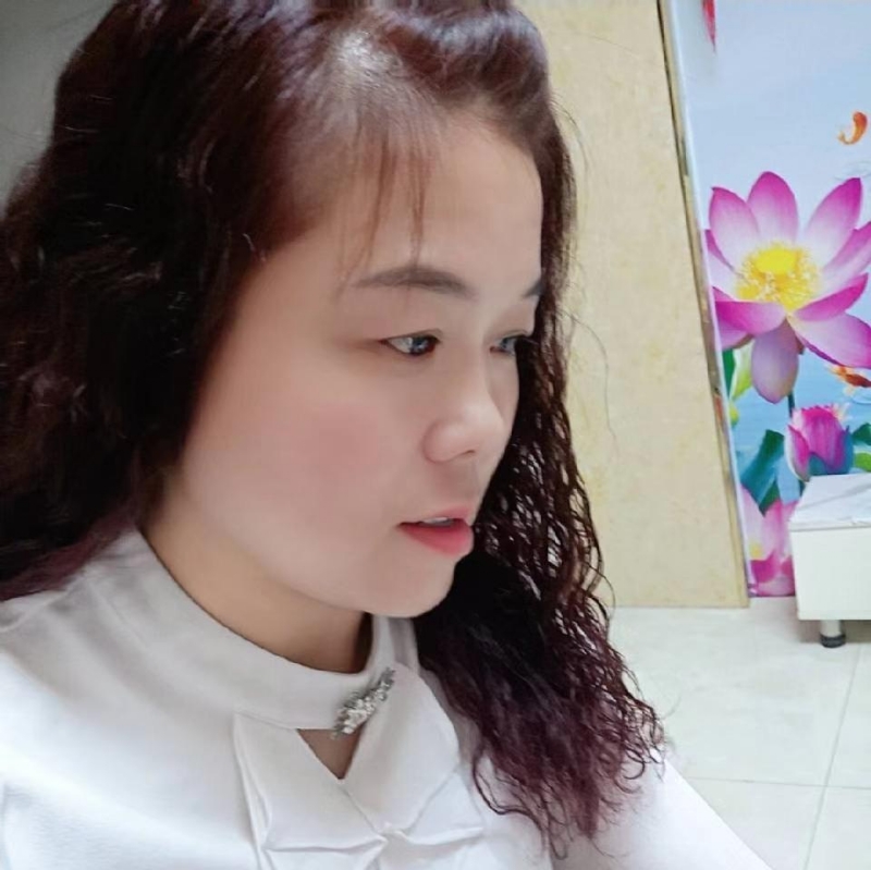 顾枸丽的第二张照片--九江相亲服务中心