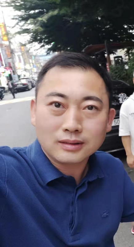 李龙的第二张照片--九江相亲服务中心