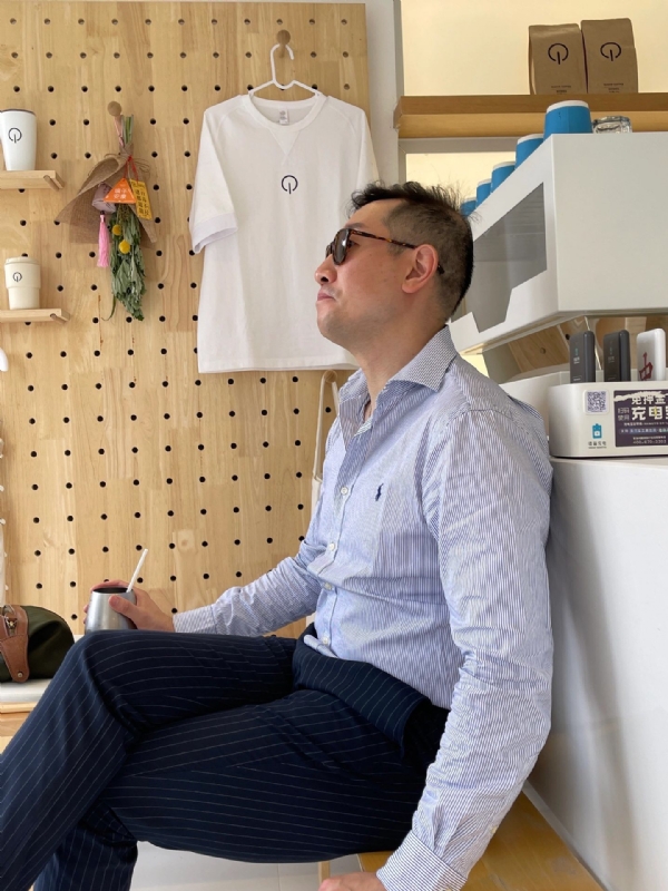 高陆的第二张照片--九江相亲服务中心